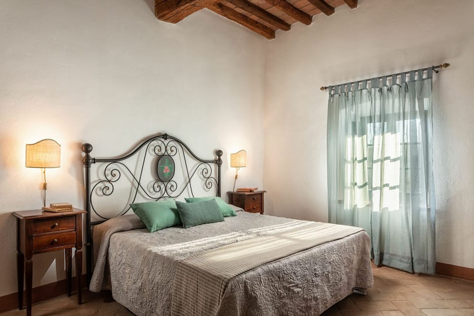 agriturismo-la-papessa-chianti-san-donato-farmhouse-verbena-bedroom