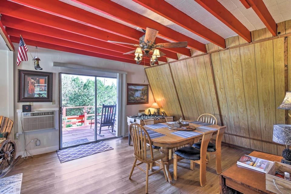 Dining Area | Dishware Provided