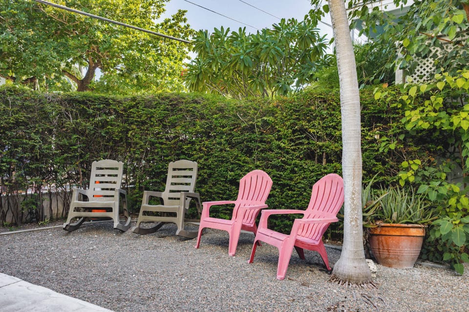 Shared outdoor seating
