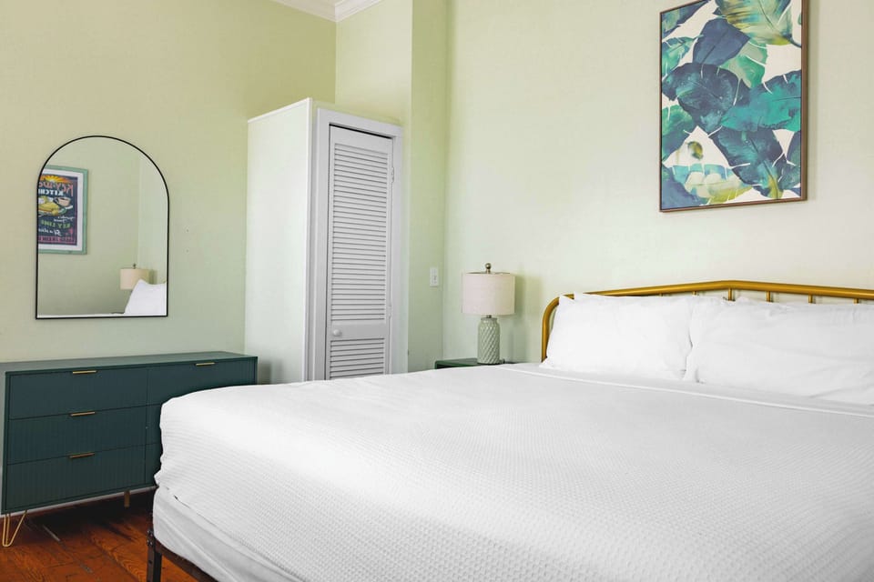 King Bedroom