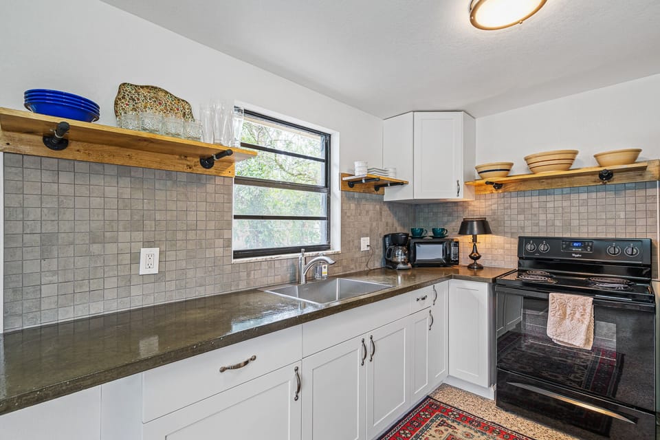 Kitchen is great whether you're cooking a multi-course meal or just reheating leftovers.