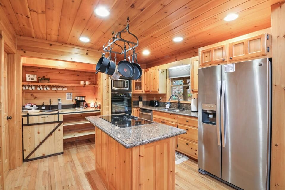 Fully stocked kitchen for memorable family meals
