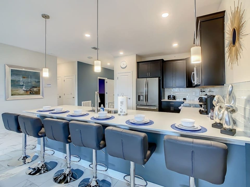 Seating for Six at Barstools