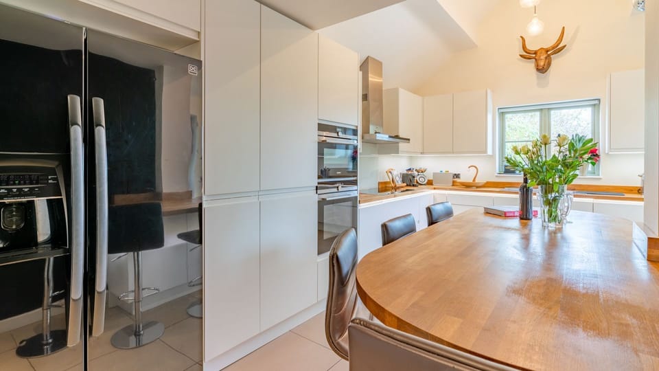 Kitchen, Woodside Cottage, Bolthole Retreats