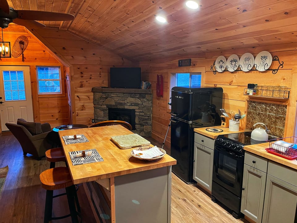 Enjoy meals at the kitchen island or dining table