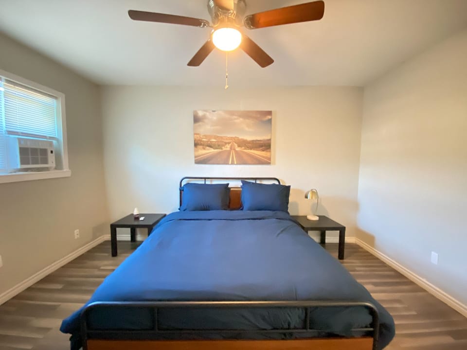 Bedroom - window A/C unit 