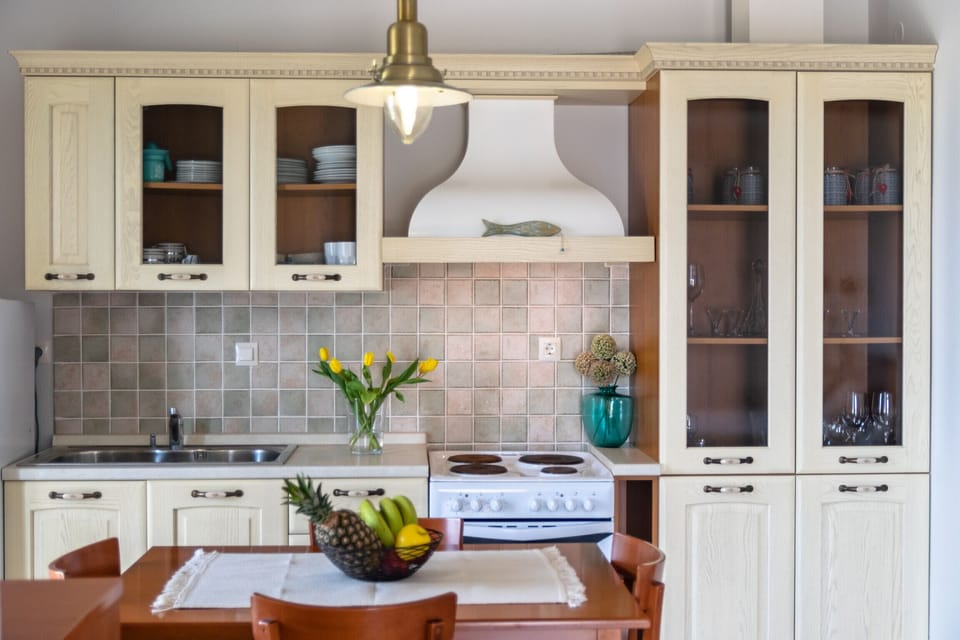 Fully equipped kitchen of Cozy studio guest house,Fantastic views,Privacy,Private pool,Near tavern,Maroulas,Rethymno