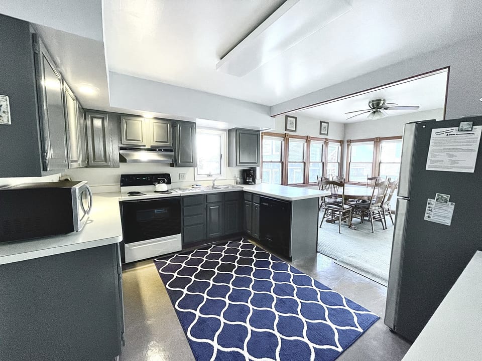 Downstairs kitchen