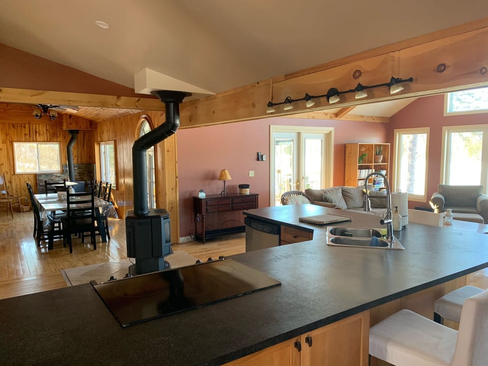 Large kitchen island for entertaining family and friends 