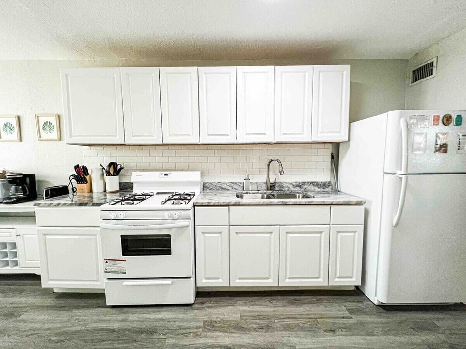 The heart of the home—this kitchen is perfect for culinary adventures and family gatherings.