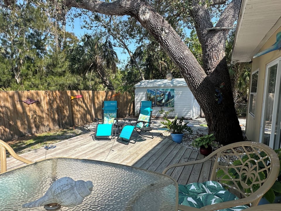 Enjoy the deck, listen to the birds, soak it all in! From grilling to chillin!