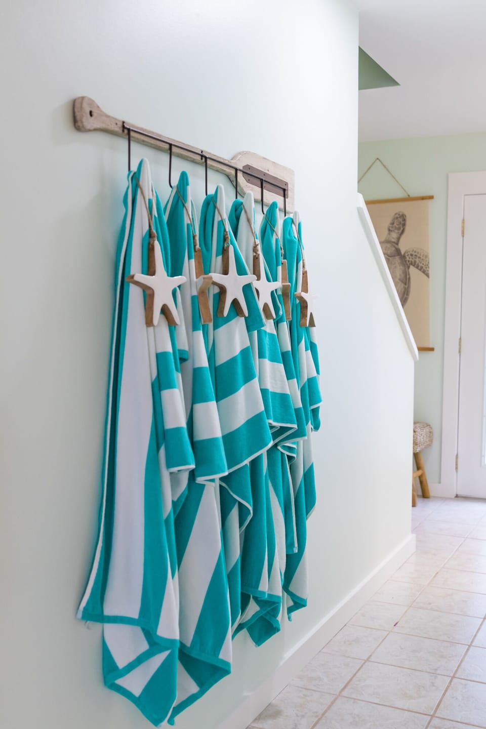 Beach and pool towels provided. Washing machine on second floor. 