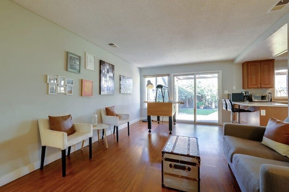 Relax and enjoy in the entertainment area near main spaces