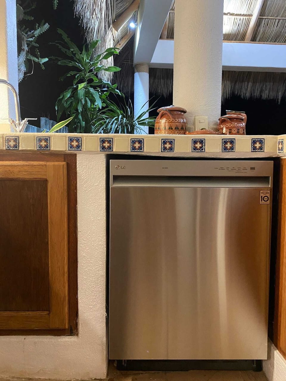 Open kitchen