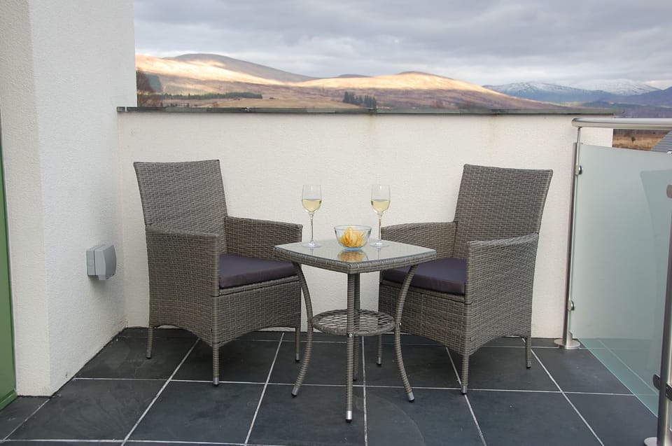 Dine outside on cushioned seats