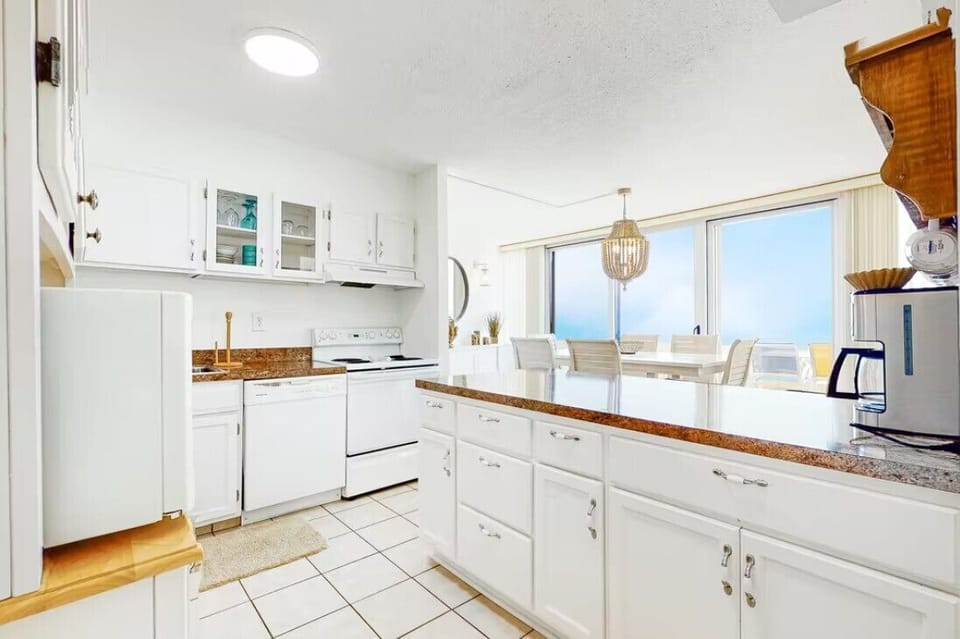 Kitchen 3
