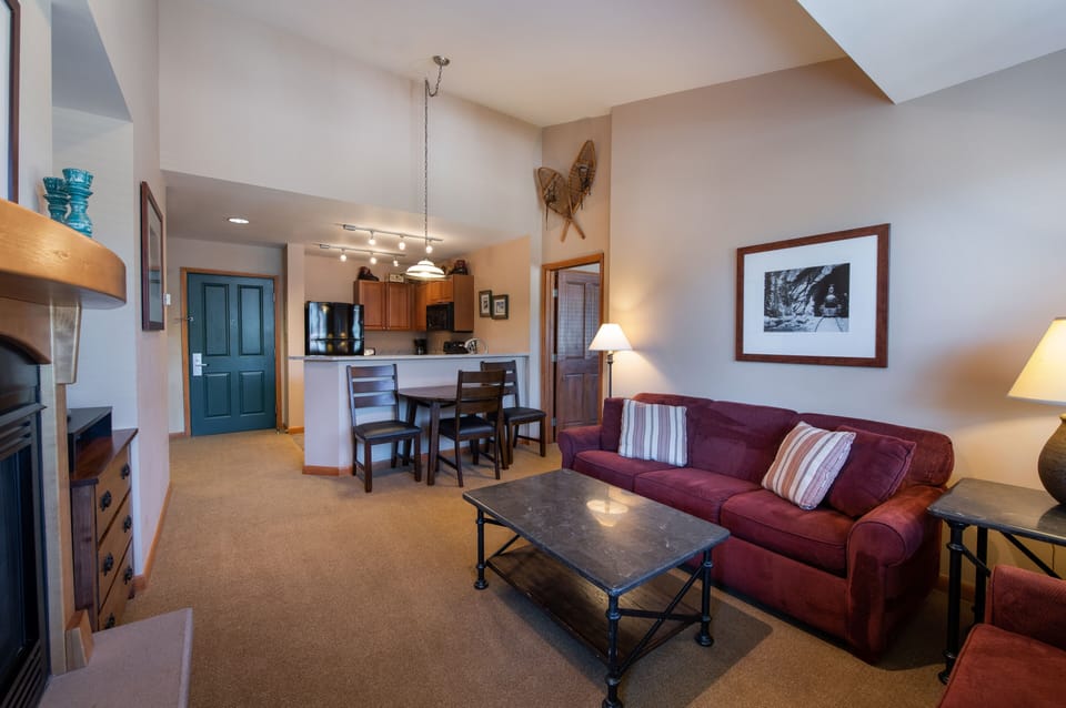 Flooring, Living Room, Room, Indoors, Couch