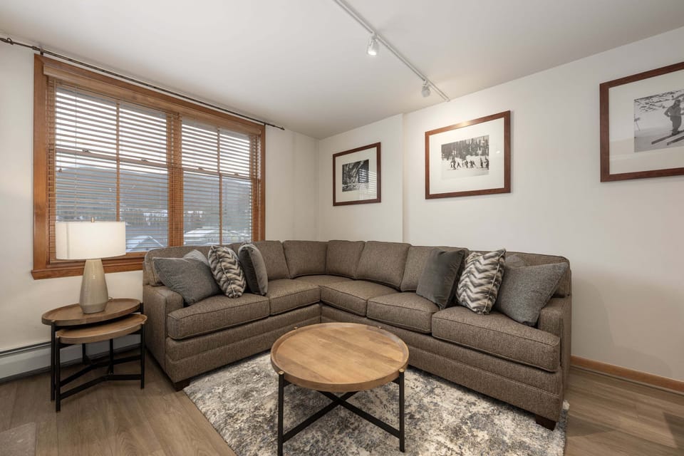 Architecture, Building, Furniture, Indoors, Living Room