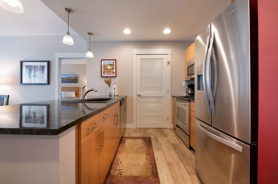 Flooring, Room, Indoors, Kitchen, Floor