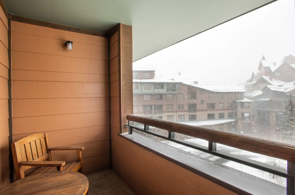 Couch, Furniture, Balcony, Indoors, Room