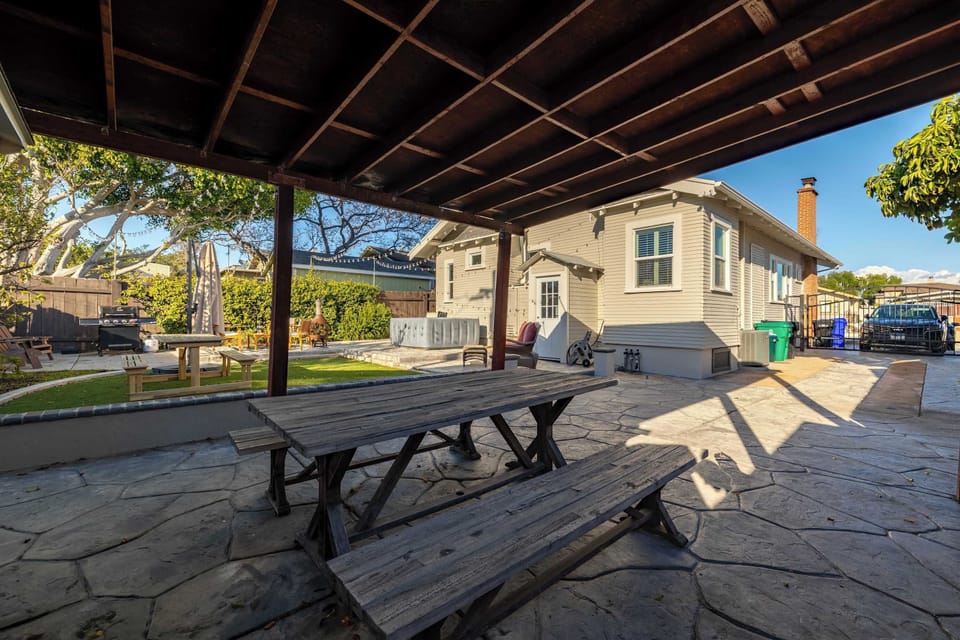 Outdoor dining area