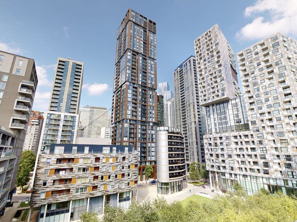Daytime, Building, Urban Area, Metropolitan Area, City, Apartment, Neighbourhood, Metropolis, Skyscraper