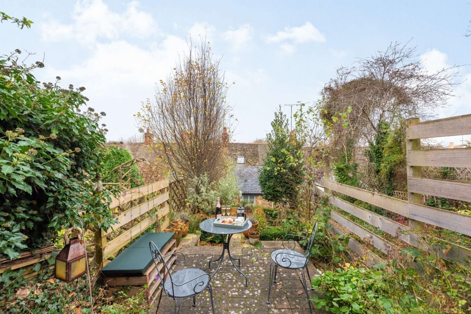 Blenheim Cottage Garden - StayCotswold