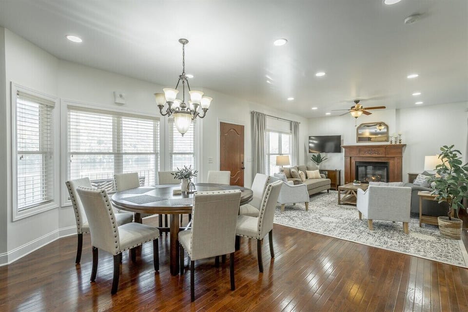 Open Concept Dining and Living Space
