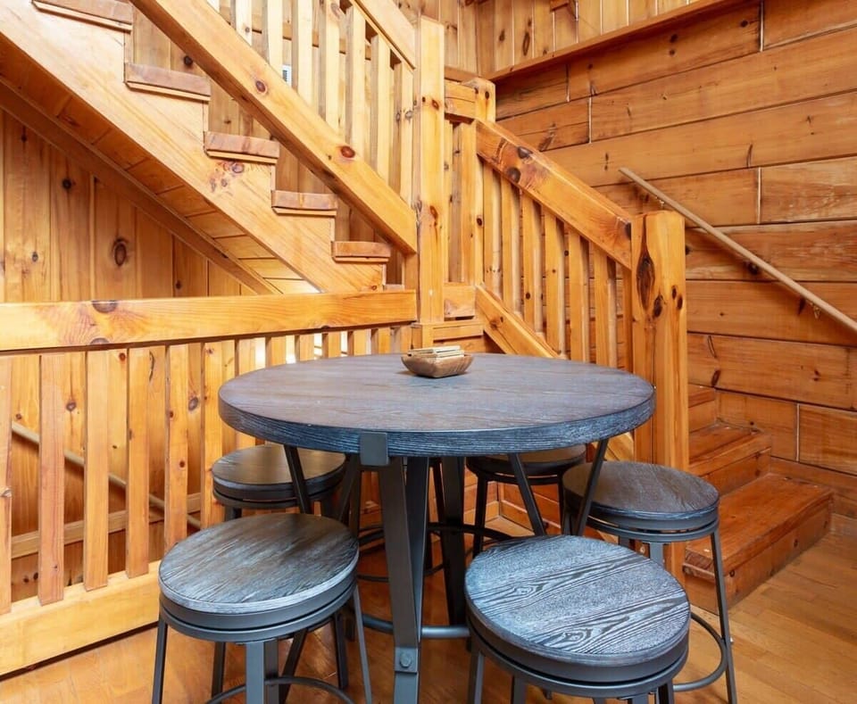 Dining Table!