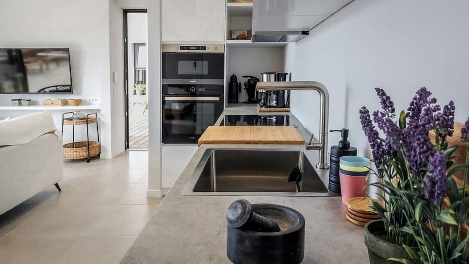 Kitchen area