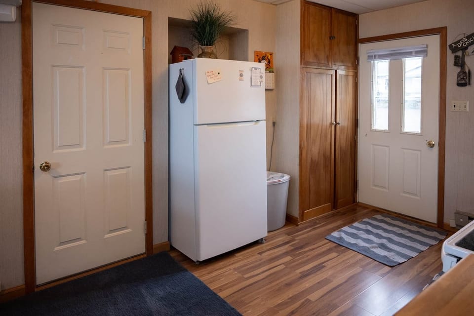 Primary Entry & Garage Entry