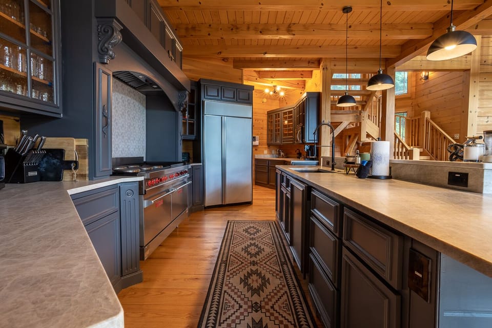 Vulcan Gas Range w/ Double Ovens