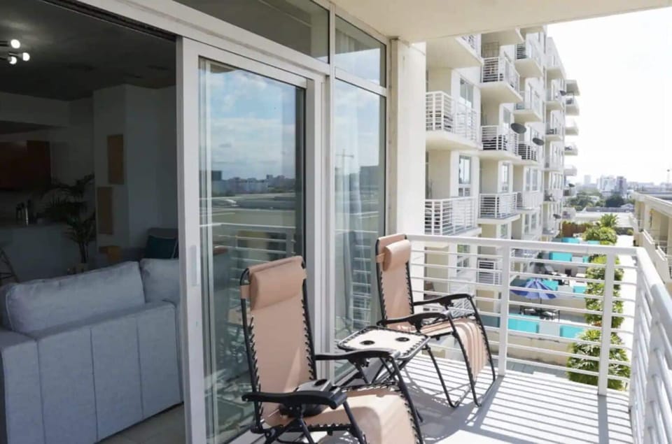 Deck/ balcony