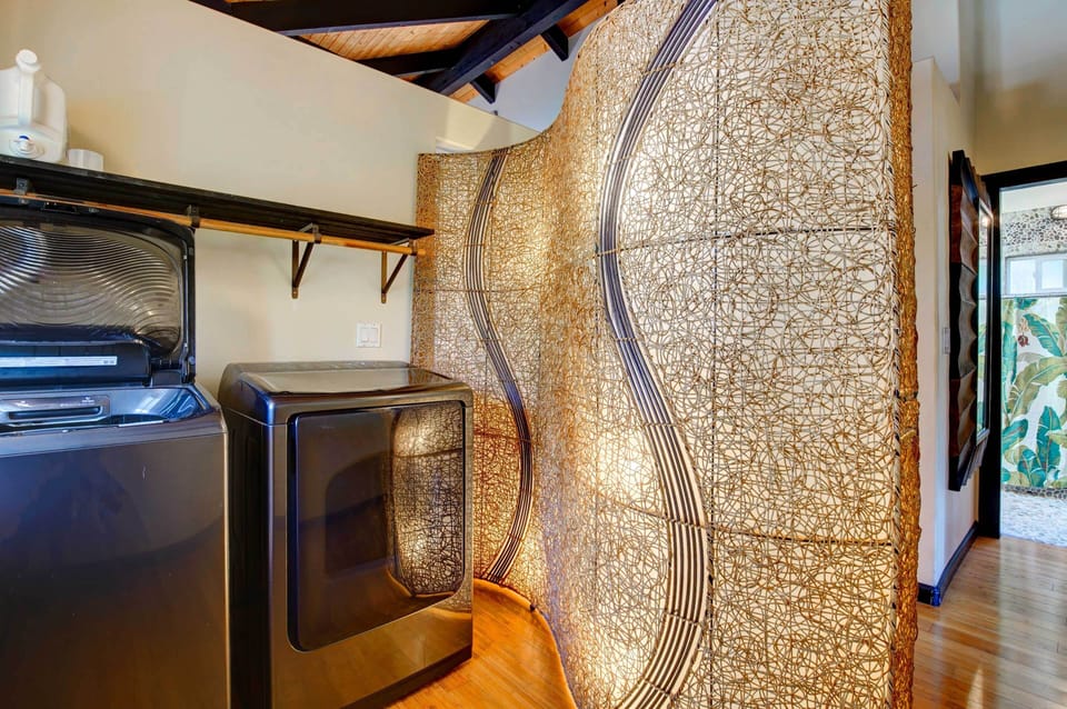 In-Unit Laundry Machines | Detergent Provided