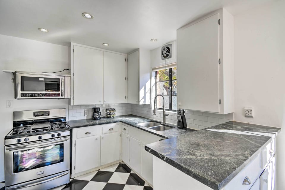 Fully Equipped Kitchen | Cooking Basics