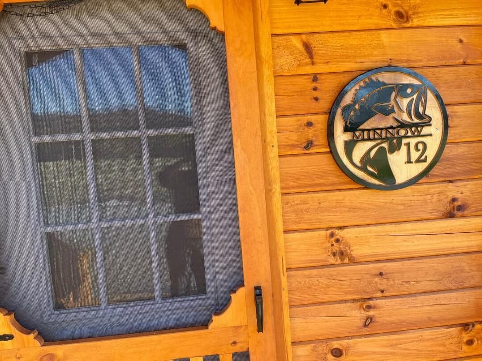 Minnow Cabin

