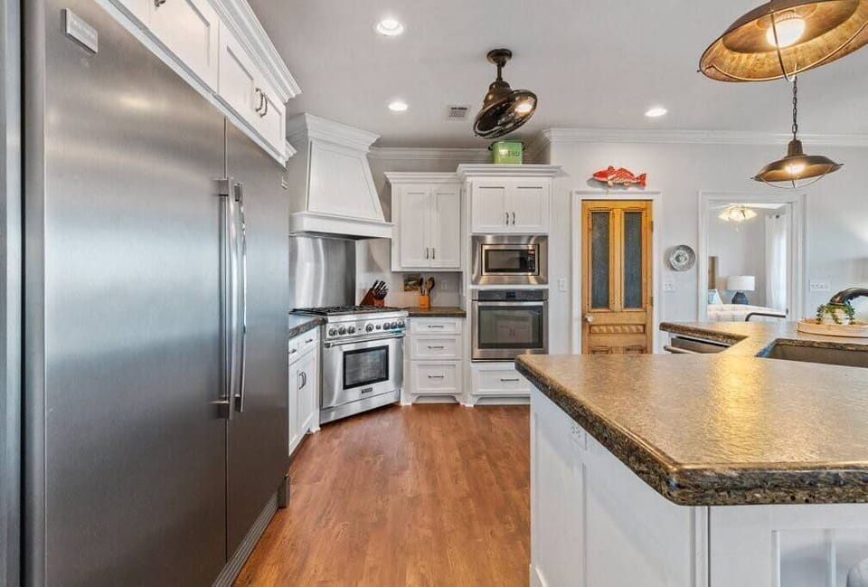 Kitchen (2)
