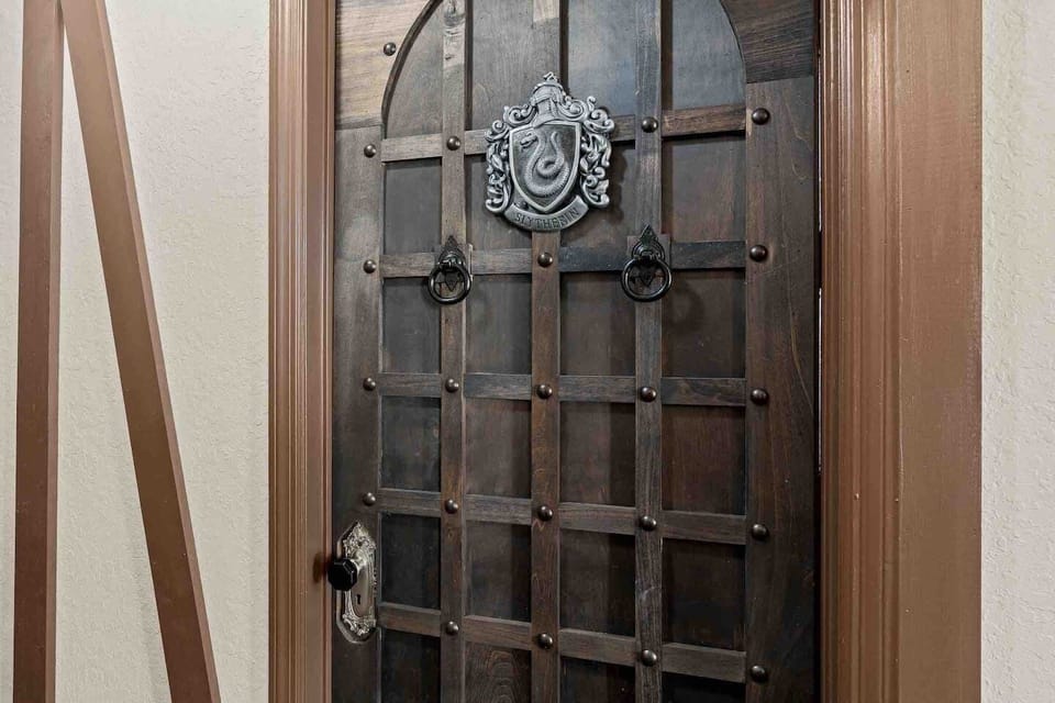 Door to the Slytherin dungeon