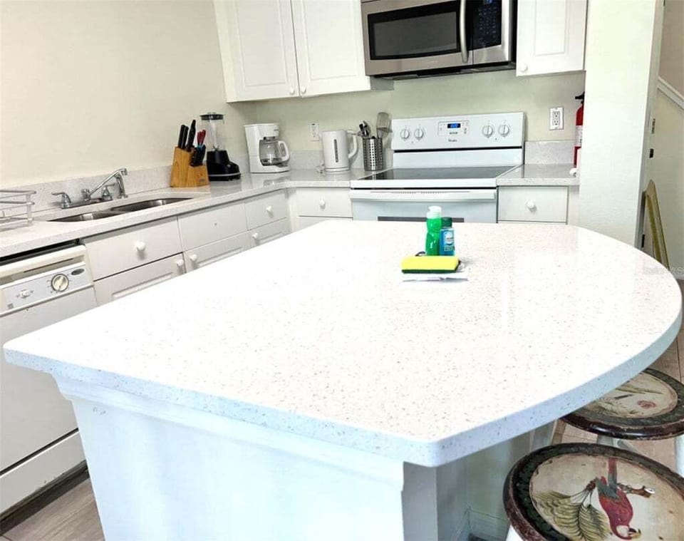 kitchen island bar
