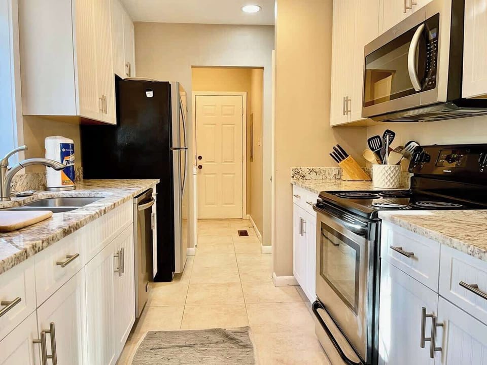 Kitchen to Laundry Room