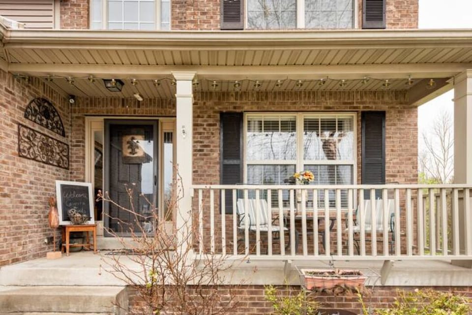 Friendly front porch.