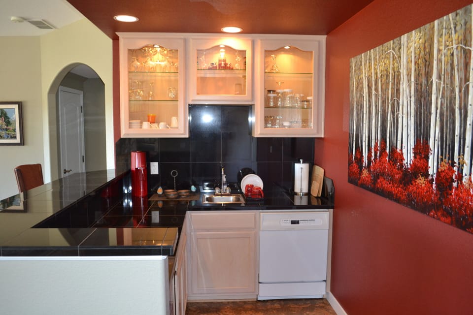 Bar Sink, Dishwasher, Mini-Fridge, Soda Stream, Coffee Maker