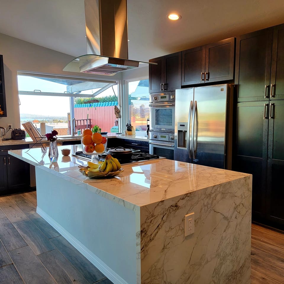 New Kitchen with top of the line Thermador cooktop, steam and convection ovens