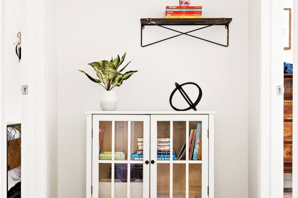 Books and games for the kiddos!