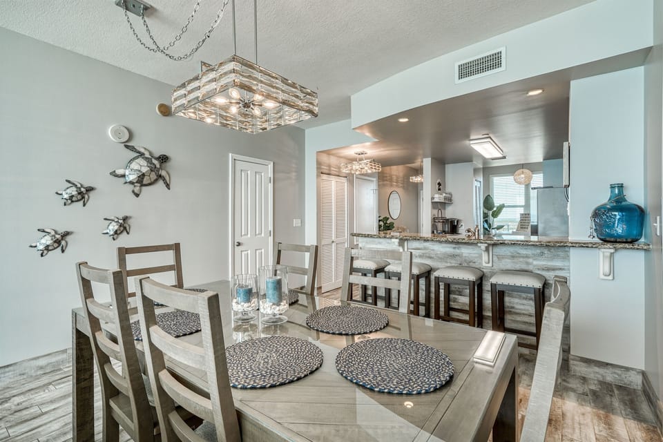 Dining table seats 6