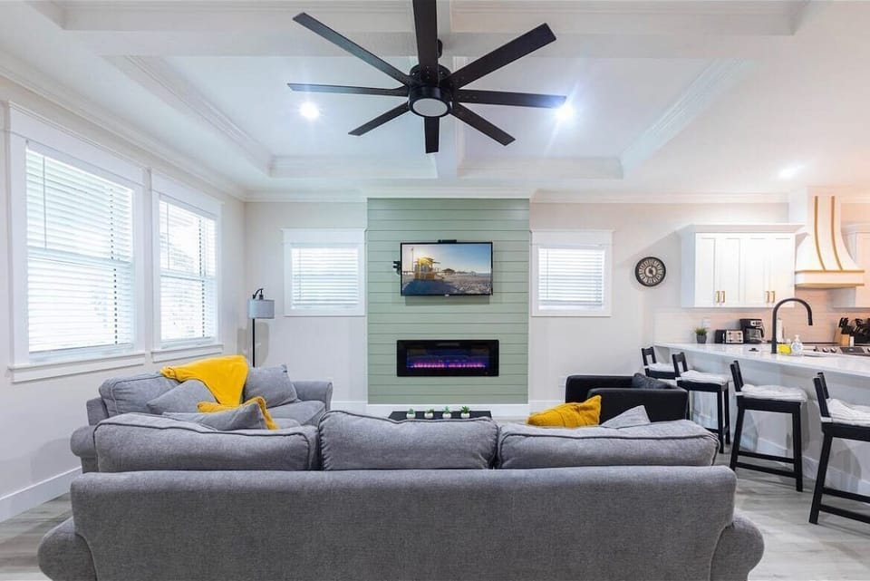 Large open concept living room. Multiple seating areas. Free WiFi. Smart TVs. Central AC.