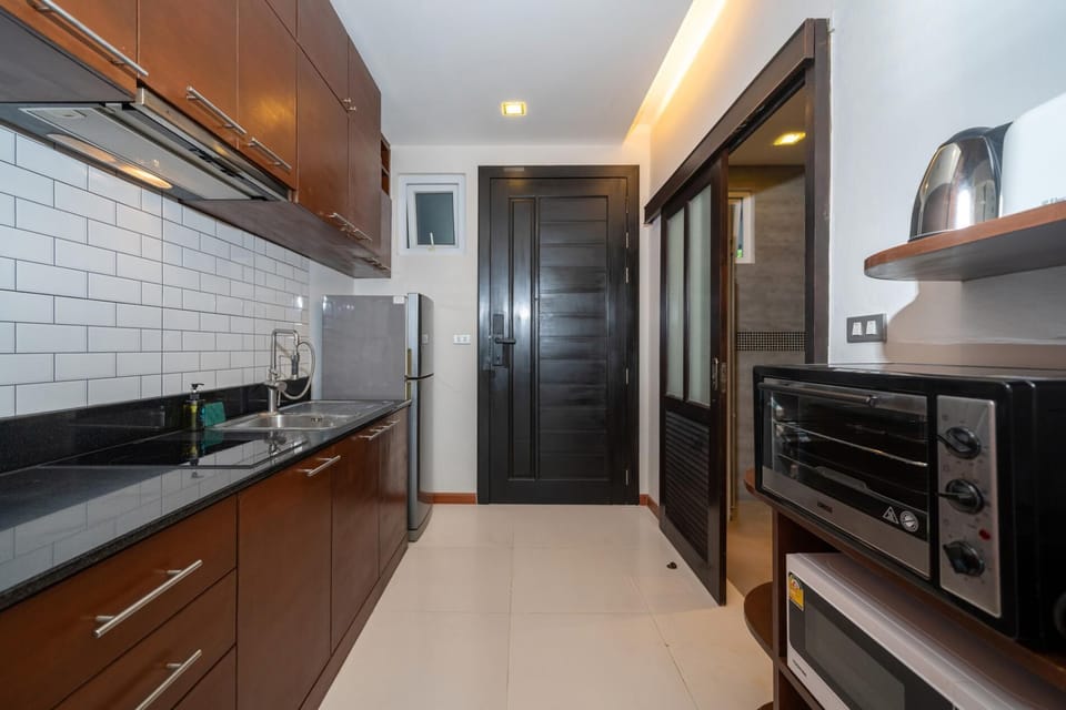 Comfortable sea view studio at Sea & Sky - 411 (15692)