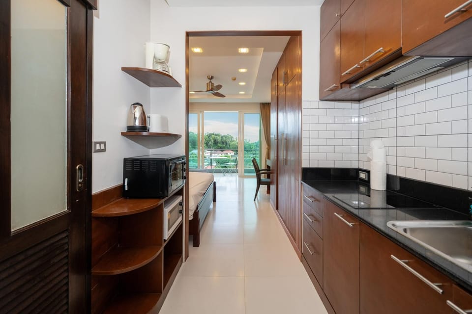 Comfortable sea view studio at Sea & Sky - 411 (15691)