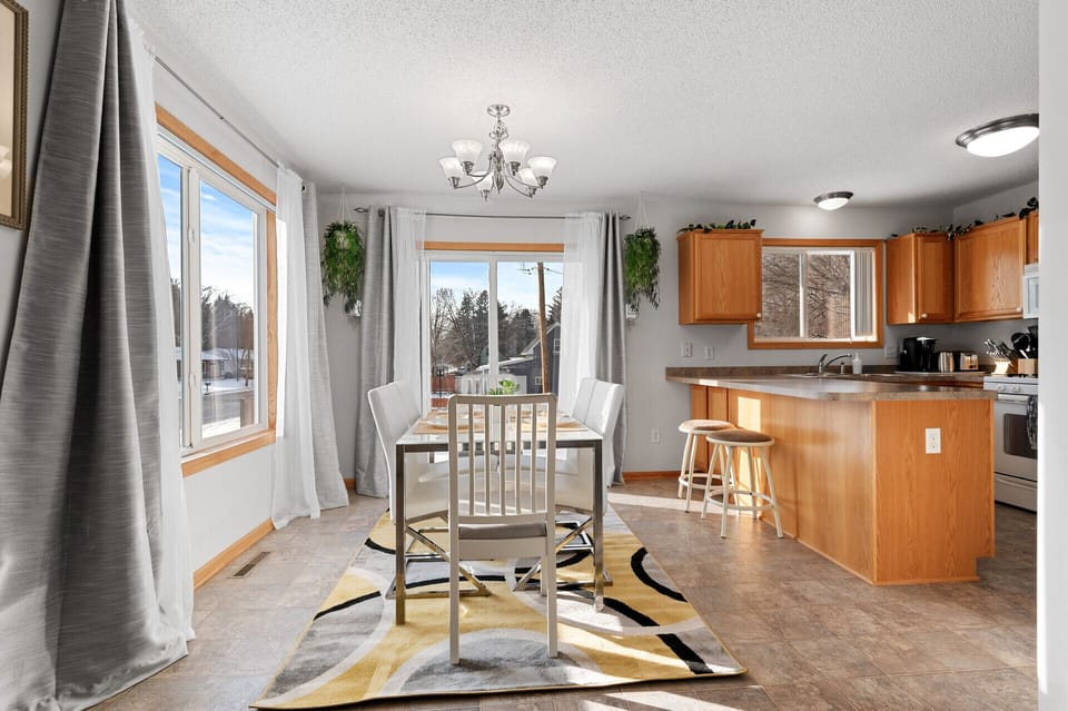 Dining Room 4