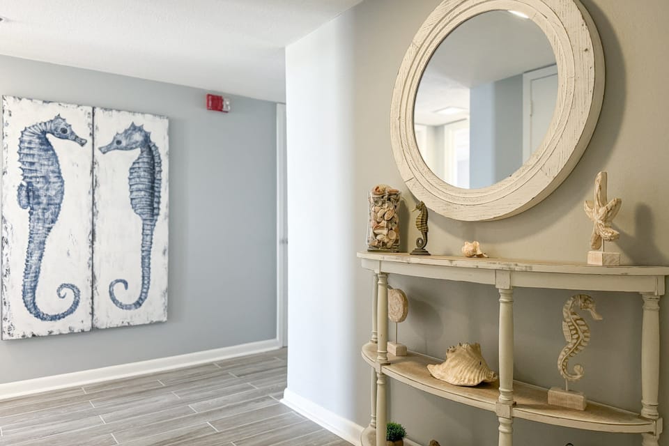 Entry way